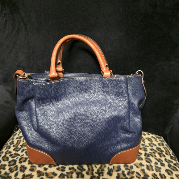 New without tags large Dooney and Bourke Dark Blue with brown trim bag. - Picture 3 of 9